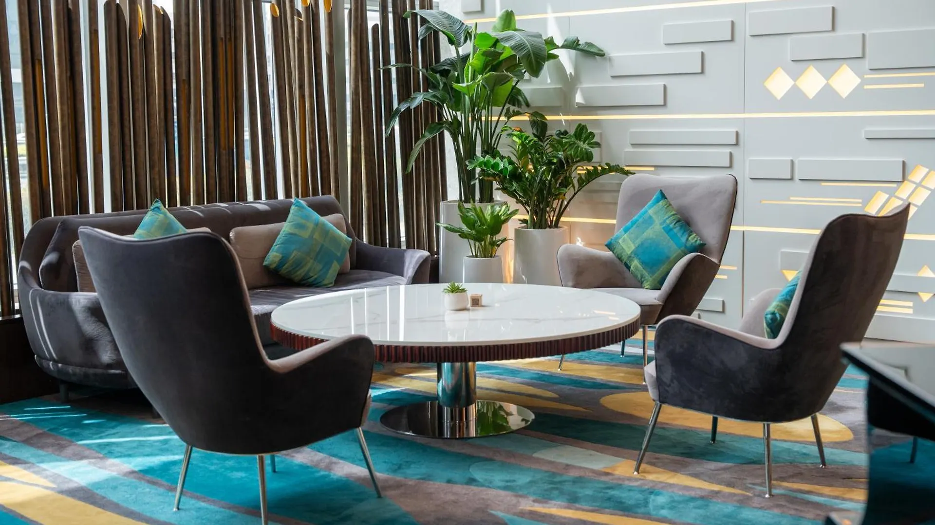 Sofitel Dubai Downtown Hotel 5*,