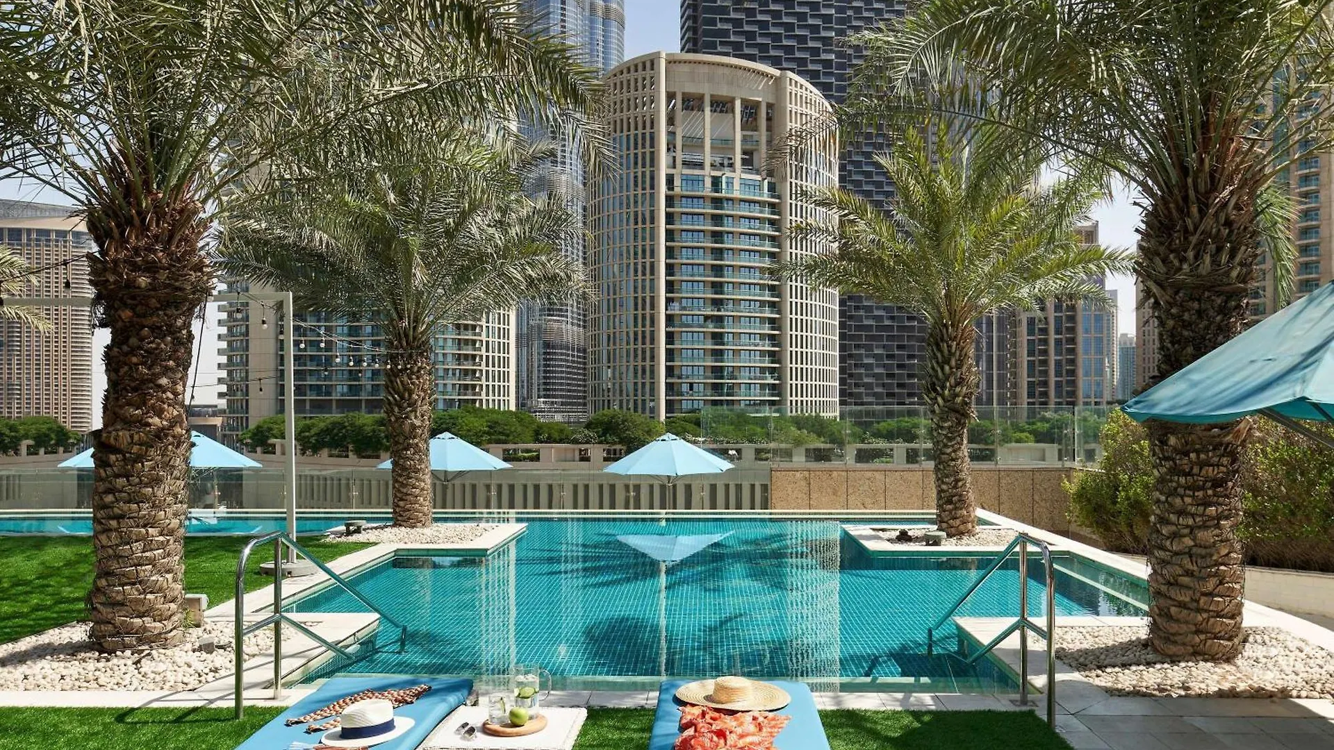Sofitel Dubai Downtown Hotel 5*,