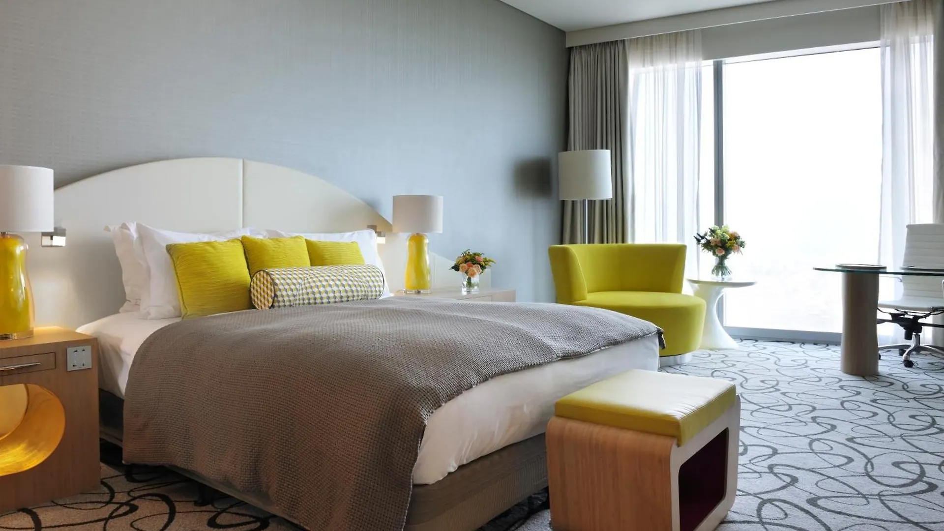 Sofitel Dubai Downtown Hotel 5*,